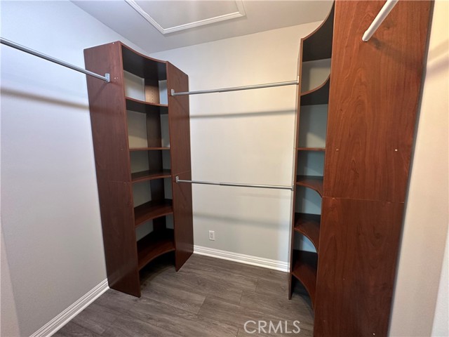 Detail Gallery Image 46 of 56 For 10760 Des Moines Ave, Porter Ranch,  CA 91326 - 3 Beds | 2/1 Baths