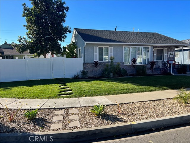 Image 3 for 4354 Adenmoor Ave, Lakewood, CA 90713
