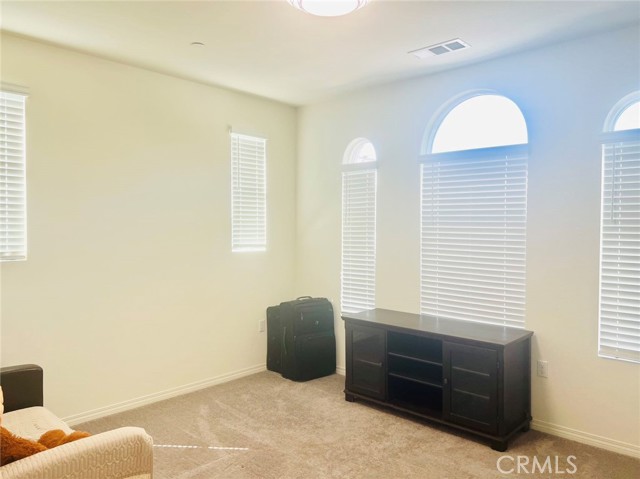 Detail Gallery Image 13 of 16 For 4260 E Sonrisa Privado, Ontario,  CA 91761 - 2 Beds | 2 Baths