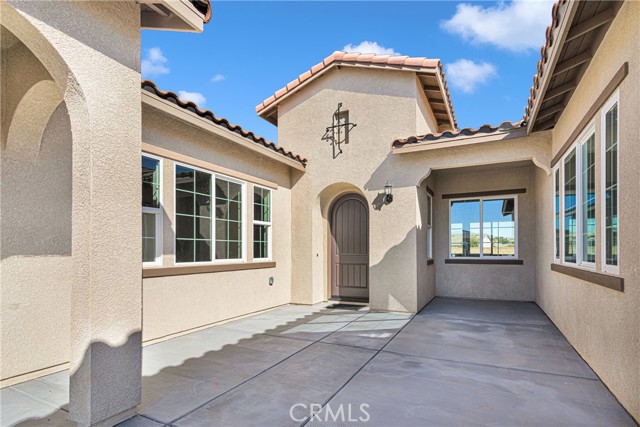 12980 Davona Dale Road, Apple Valley CA: https://media.crmls.org/medias/3bcf4e28-412b-4e23-a142-98dbbc1a62c6.jpg