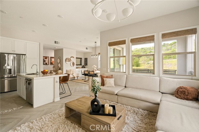 Detail Gallery Image 9 of 71 For 888 Poppy Ct, Montebello,  CA 90640 - 3 Beds | 2/1 Baths