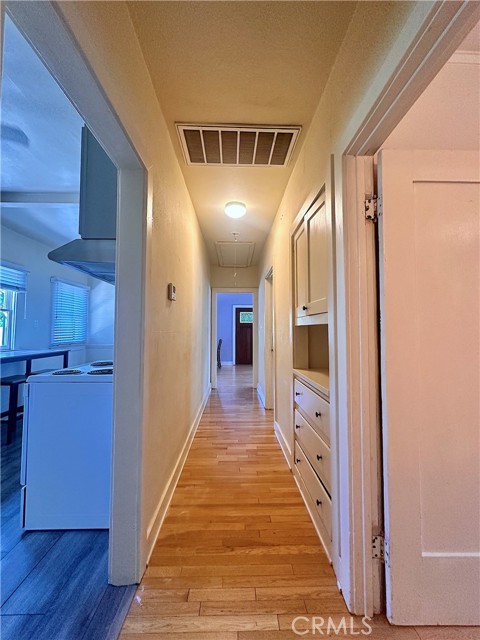 Detail Gallery Image 15 of 40 For 551 W Walnut Ave, Monrovia,  CA 91016 - 3 Beds | 2 Baths