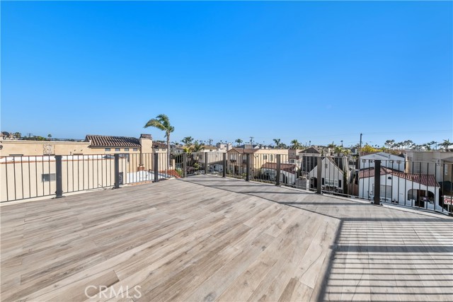 5715 Campo Walk, Long Beach, California 90803, ,Multi-Family,For Sale,Campo Walk,SB24041976