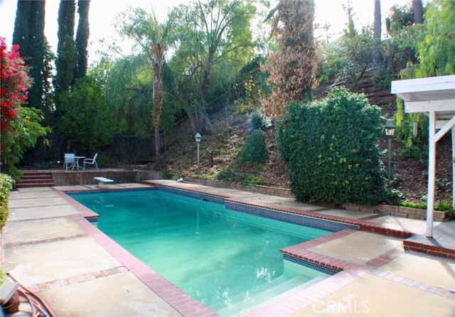 21740 Ulmus Drive, Woodland Hills CA: https://media.crmls.org/medias/3bd2147e-df5b-41fd-851c-13845652d6a2.jpg