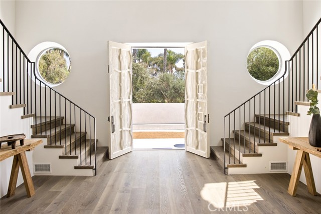 27405 Pacific Coast Highway, Malibu CA: https://media.crmls.org/medias/3bd28cdd-f529-49b0-a5f2-bdf51d28869a.jpg