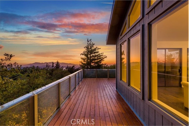 33052 Piedras Grandes, Green Valley Lake CA: https://media.crmls.org/medias/3bd2d8bb-dfd2-4b08-89c9-c8414a97bbcb.jpg