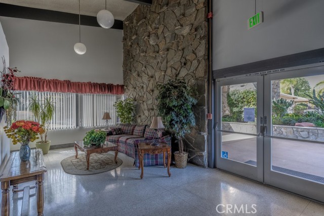 Detail Gallery Image 26 of 40 For 18923 Circle of Friends, Newhall,  CA 91321 - 2 Beds | 2 Baths