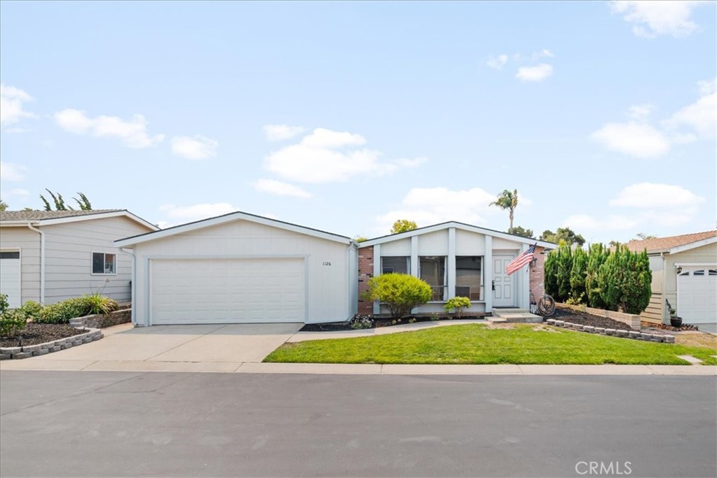 1126 Sunnyslope Lane