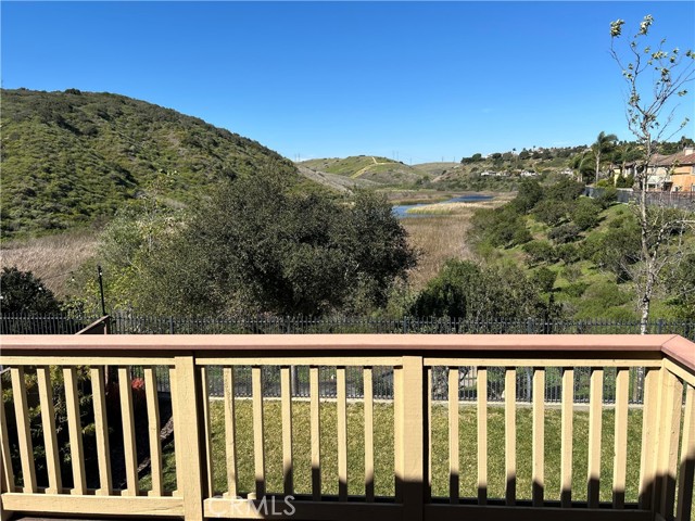 Detail Gallery Image 3 of 25 For 3186 Huula, Oceanside,  CA 92058 - 4 Beds | 2/1 Baths