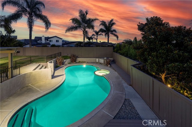 Detail Gallery Image 34 of 36 For 33142 Sea Lion Dr, Dana Point,  CA 92629 - 4 Beds | 3 Baths