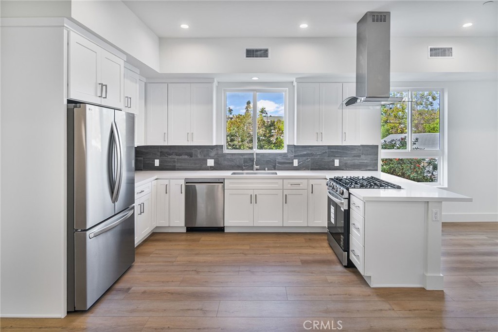 MLS #SR25248186 image #5