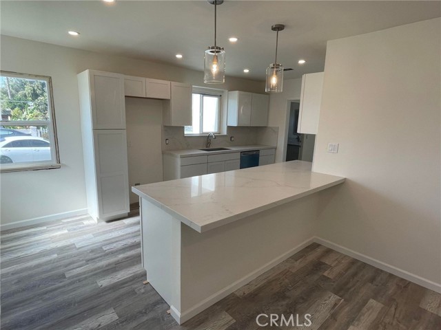 21804 Halldale Avenue, Torrance CA: https://media.crmls.org/medias/3bd58ca5-045f-439b-9fc5-43bc87497f6e.jpg