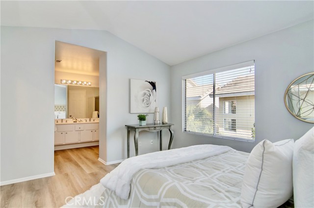 15 Sydney Court, Aliso Viejo CA: https://media.crmls.org/medias/3bd58e39-0203-449c-8181-525dfa53fc32.jpg