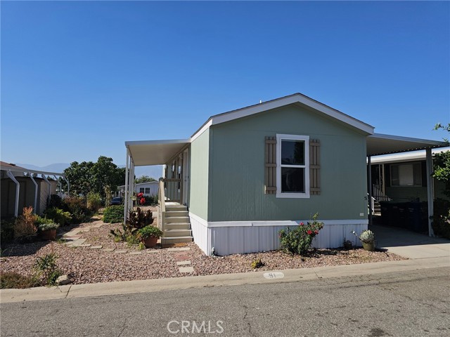 24414 University Avenue, Loma Linda CA: https://media.crmls.org/medias/3bd59a5f-5aab-43f6-8830-ec35cb926315.jpg