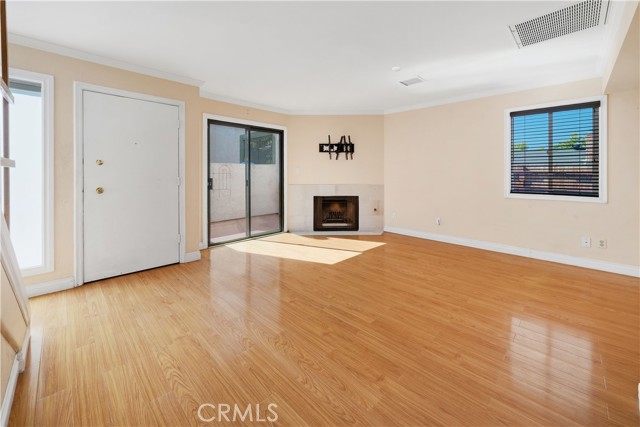 6101 Fulton Avenue, 9 photo 6