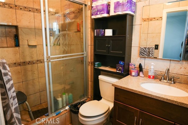 3424 3424 1/2 Paloma Street, Los Angeles CA: https://media.crmls.org/medias/3bd9464c-b2c2-4710-a79d-0fdcb5c48c33.jpg