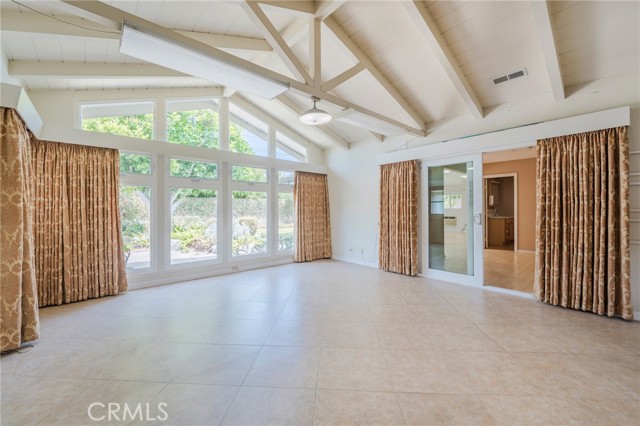921 W Pioneer Drive, Anaheim CA: https://media.crmls.org/medias/3bd9a9b2-fca5-4370-a945-b4d54819889e.jpg