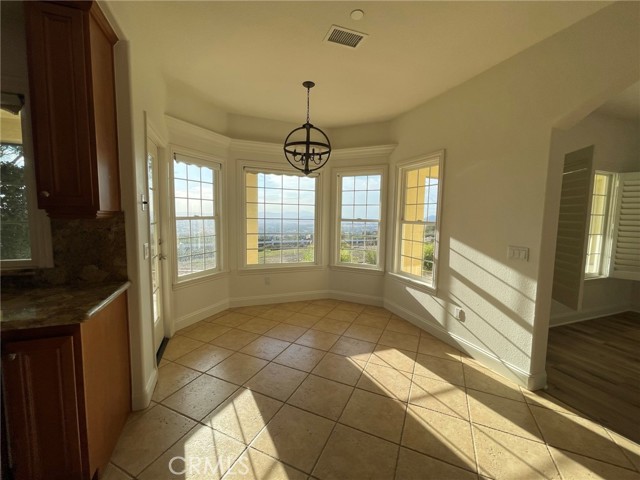 Detail Gallery Image 12 of 32 For 38975 Loftus Ln, Temecula,  CA 92592 - 3 Beds | 2/1 Baths