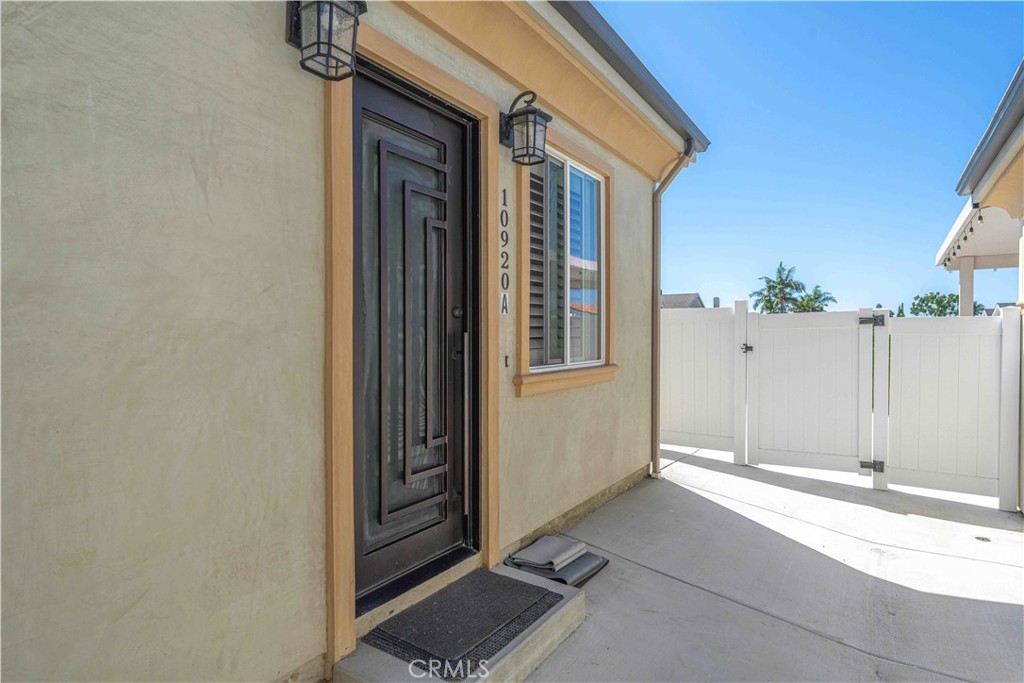 10920 Slater #A