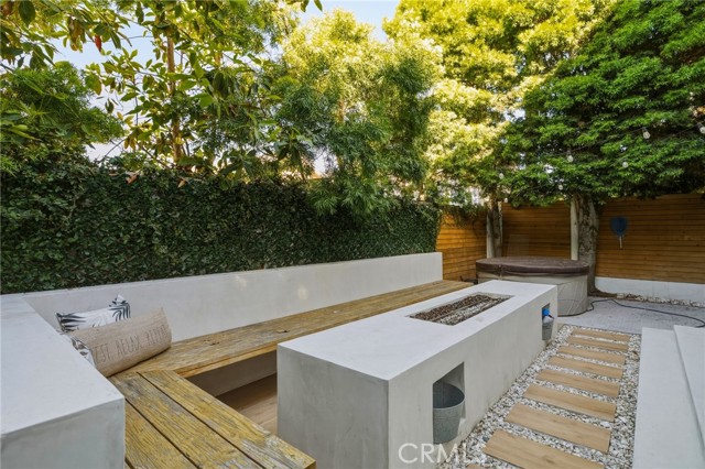 716 Lucia, Redondo Beach, California 90277, 3 Bedrooms Bedrooms, ,3 BathroomsBathrooms,Residential,For Sale,Lucia,SB26088691