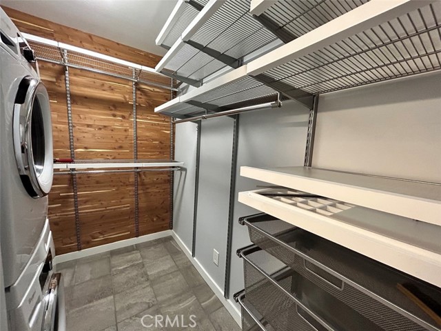 Detail Gallery Image 12 of 13 For 19011 Vanowen St, Reseda,  CA 91335 - 1 Beds | 1 Baths
