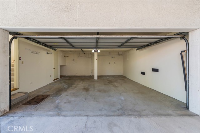 Detail Gallery Image 5 of 42 For 6146 Pacific Coast, Redondo Beach,  CA 90505 - 2 Beds | 3 Baths