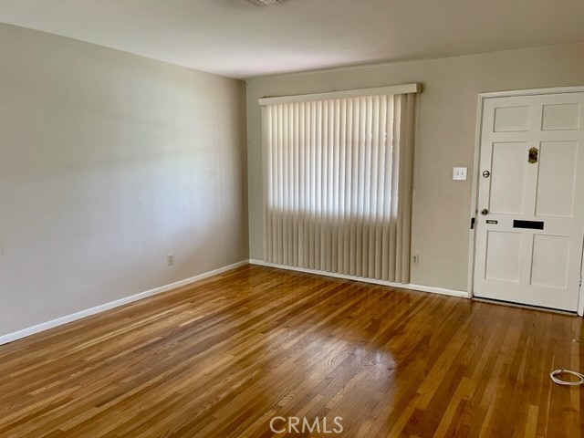 8600 Stansbury Avenue photo 2