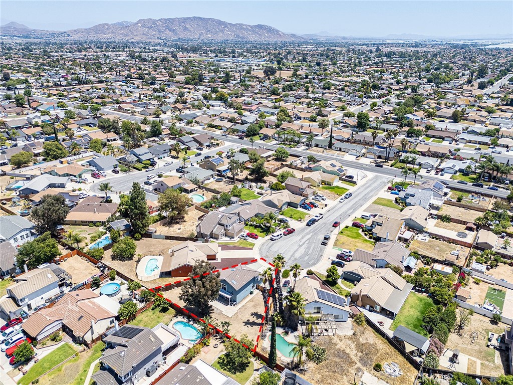 https://media.crmls.org/medias/3bdcd738-a38c-4029-9314-9d3ac7750c29.jpg?preset=X-Large