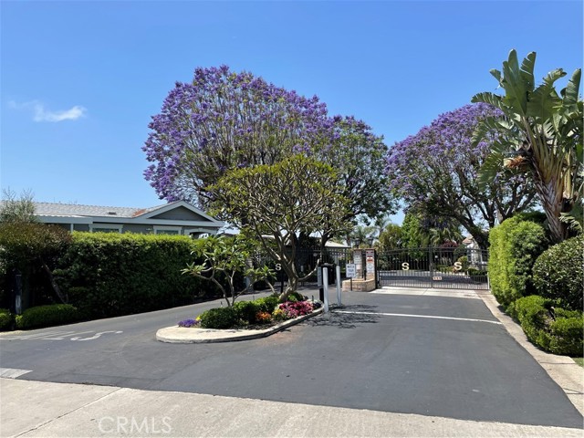 Detail Gallery Image 5 of 49 For 61 Saddleback Rd, Tustin,  CA 92780 - 3 Beds | 2 Baths