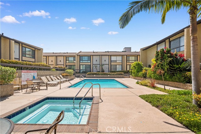 Detail Gallery Image 41 of 57 For 3520 Maricopa #1,  Torrance,  CA 90503 - 3 Beds | 3 Baths