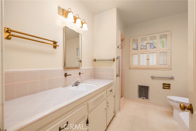 1709 El Vista Circle photo 32