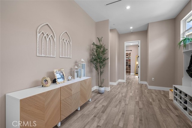 2920 Fairmount Avenue, La Crescenta CA: https://media.crmls.org/medias/3bdf2e81-da7e-411b-af2a-b6ac474ff095.jpg