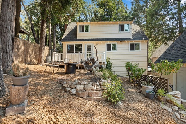 Detail Gallery Image 18 of 21 For 186 Hemlock Dr, Lake Arrowhead,  CA 92352 - 3 Beds | 1/1 Baths