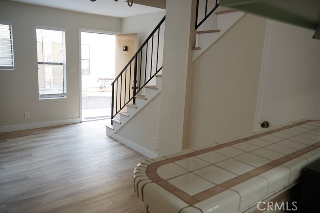 551 W Macarthur Avenue, San Pedro CA: https://media.crmls.org/medias/3bdf9604-6e65-4ef9-93cf-289ab71bcb41.jpg