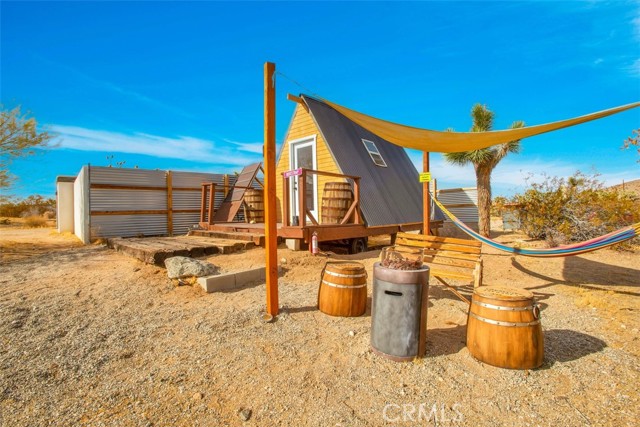 59427 La Crescenta Drive, Yucca Valley CA: https://media.crmls.org/medias/3bdf9e13-c78e-4c28-8ca8-fd0314020c0e.jpg