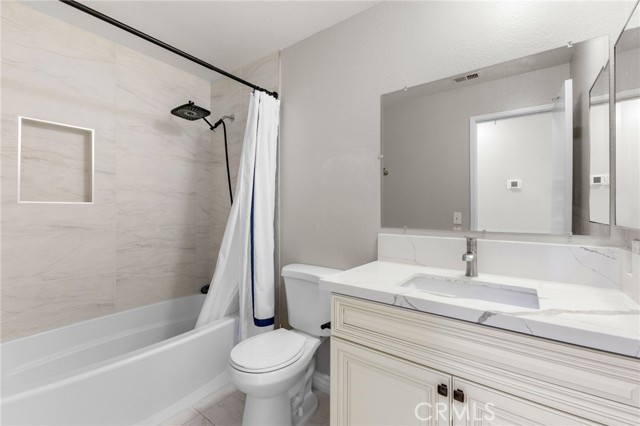1310 Brentwood Circle, Corona CA: https://media.crmls.org/medias/3be0382b-d971-49b3-af26-88f871b9bb61.jpg