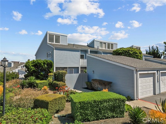 24572 Harbor View Drive, Dana Point CA: https://media.crmls.org/medias/3be03e0c-e8a1-46f9-badd-cafbc1fa2647.jpg