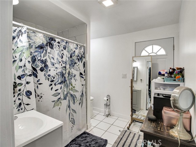 Detail Gallery Image 29 of 36 For 614 E 23rd, Los Angeles,  CA 90011 - 4 Beds | 2/1 Baths
