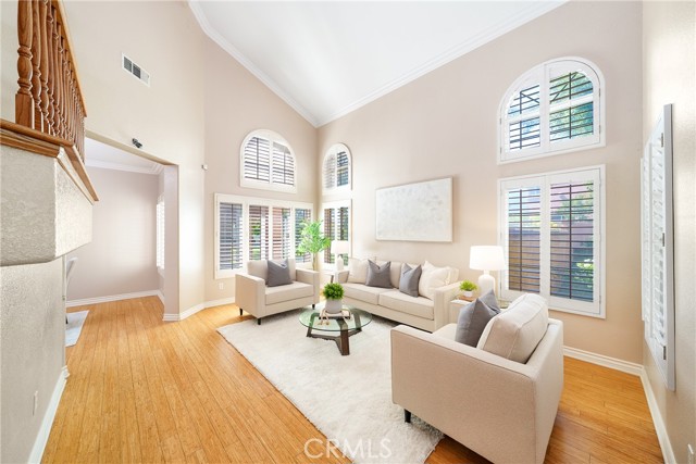 6290 Morning Place, Rancho Cucamonga CA: https://media.crmls.org/medias/3be18524-eed5-4b3e-91ed-5bdc4d4ab7f7.jpg