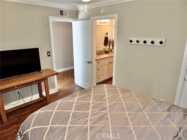 Detail Gallery Image 34 of 51 For 7901 E Ring St, Long Beach,  CA 90808 - 4 Beds | 2 Baths