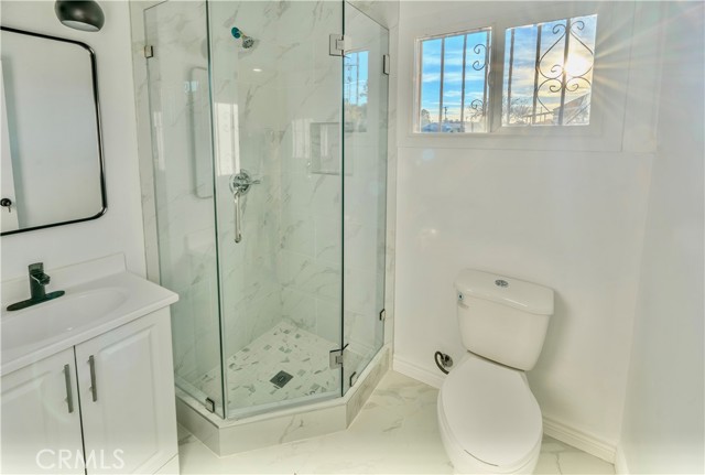 Detail Gallery Image 10 of 12 For 301 E Riggin St, Monterey Park,  CA 91755 - 4 Beds | 3 Baths