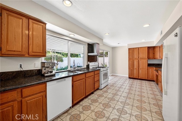 Detail Gallery Image 11 of 36 For 23836 Minnequa Dr, Diamond Bar,  CA 91765 - 5 Beds | 3 Baths