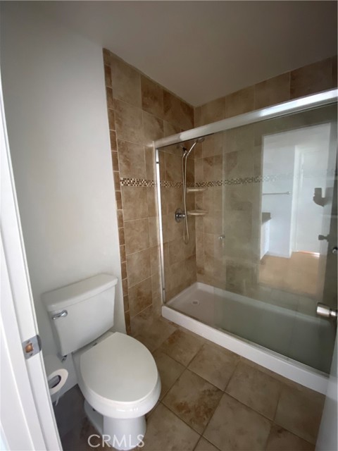 Detail Gallery Image 13 of 18 For 18411 Hatteras St #224,  Tarzana,  CA 91356 - 2 Beds | 2/1 Baths