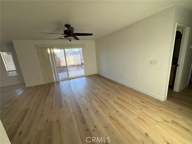 Detail Gallery Image 45 of 75 For 10333 Tamarisk Ave, Hesperia,  CA 92345 - 3 Beds | 2 Baths