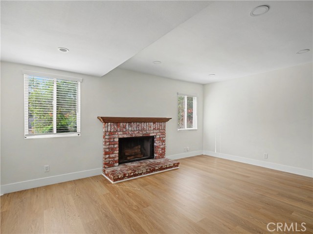 Detail Gallery Image 38 of 62 For 6151 Neddy, Woodland Hills,  CA 91367 - 3 Beds | 2 Baths