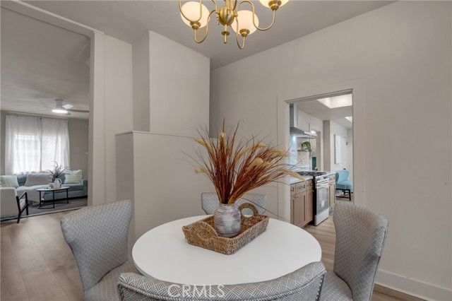 Detail Gallery Image 10 of 47 For 520 E 8th St, Corona,  CA 92879 - 4 Beds | 2 Baths