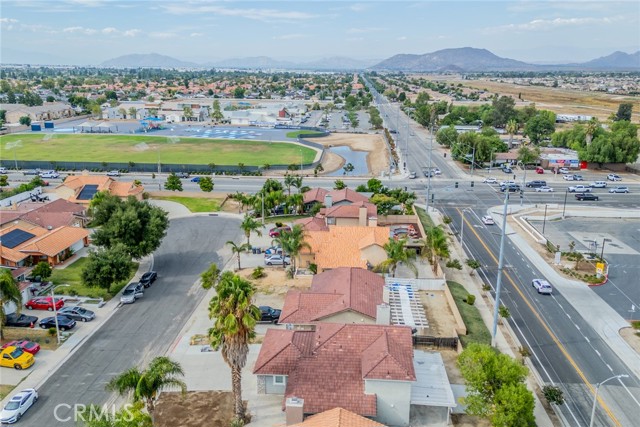 Detail Gallery Image 42 of 46 For 1541 Caron Ct, Perris,  CA 92571 - 4 Beds | 3 Baths