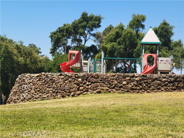 Detail Gallery Image 8 of 21 For 112 Harrier Ave, Vallejo,  CA 94590 - – Beds | – Baths
