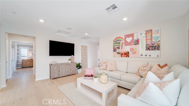 Detail Gallery Image 9 of 26 For 10838 Bryn Mawr Ave, Loma Linda,  CA 92373 - 3 Beds | 2/1 Baths