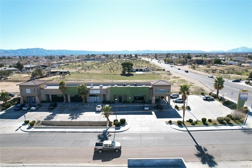 11849 Hesperia Road, Hesperia, California 92345, ,Commercial Lease,For Rent,11849 Hesperia Road,CRHD24094325